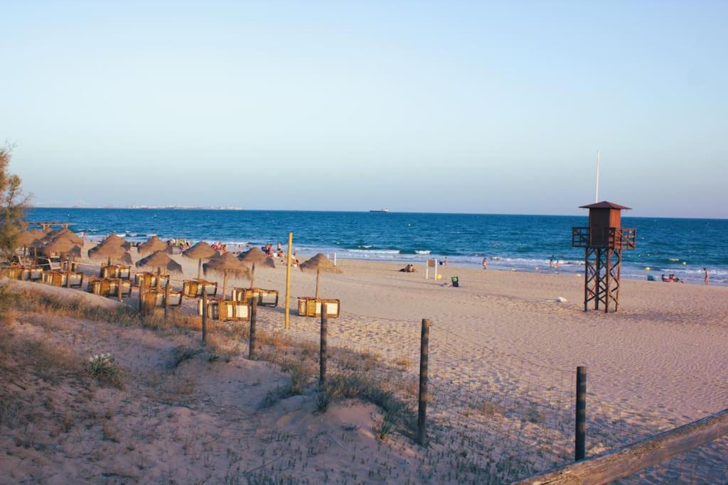 Appartamento Muy Cerca De La Playa. Primera Linea. Rota Esterno foto