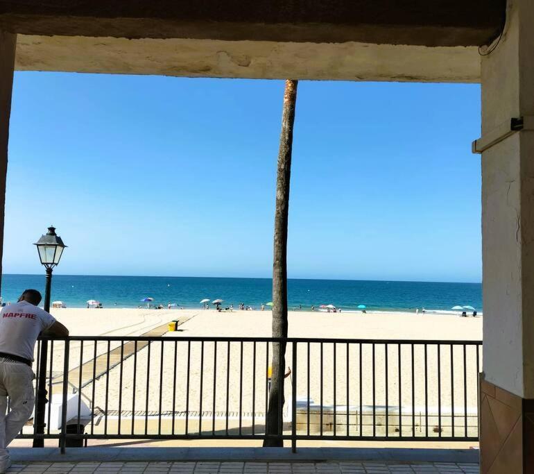 Appartamento Muy Cerca De La Playa. Primera Linea. Rota Esterno foto
